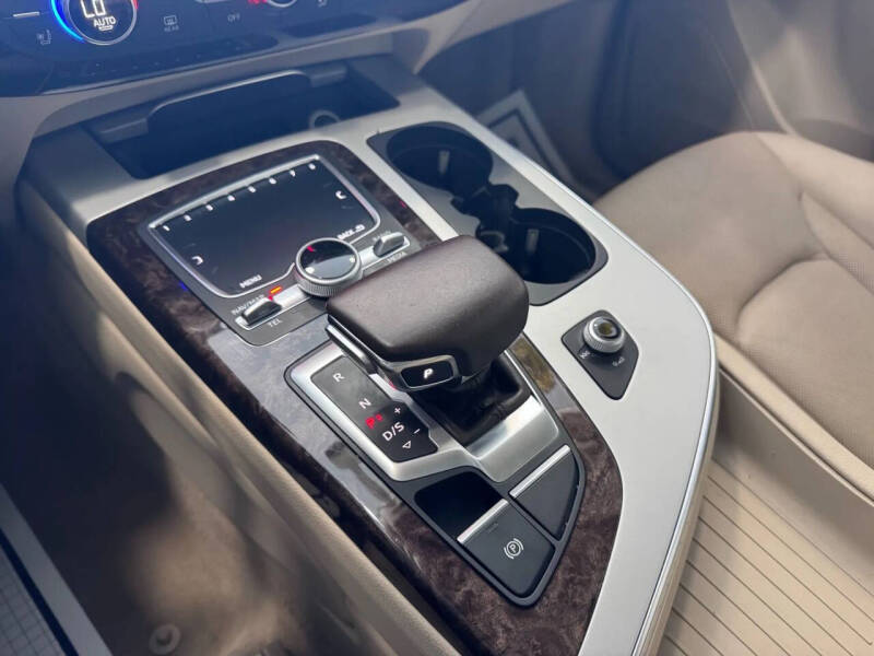 2017 Audi Q7 2.0T quattro Premium Plus