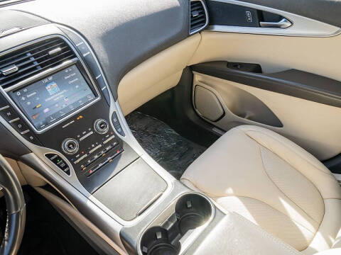 2020 Lincoln Nautilus Standard