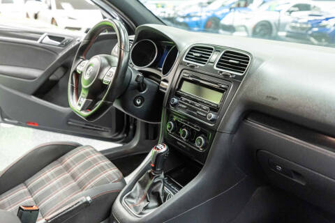 2014 Volkswagen GTI Wolfsburg Edition PZEV