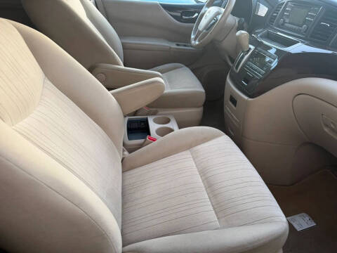 2012 Nissan Quest