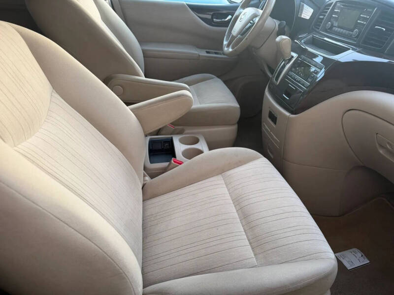 2012 Nissan Quest