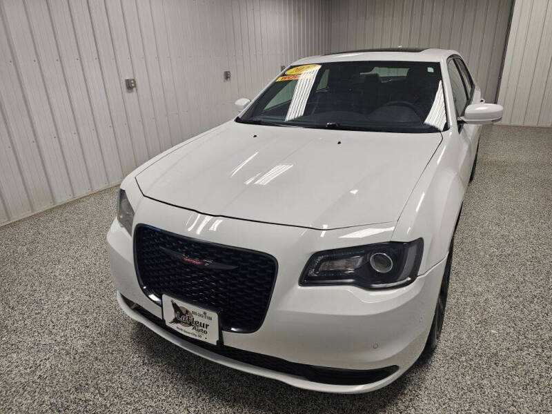 2023 Chrysler 300 S V6