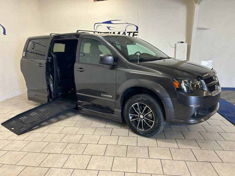 2019 Dodge Grand Caravan for sale at ULTIMATE MOTORS in Midlothian VA