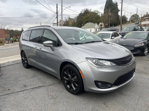 2018 Chrysler Pacifica Touring L