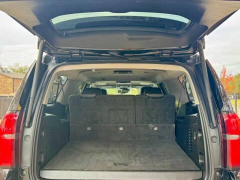 2017 Chevrolet Suburban LT