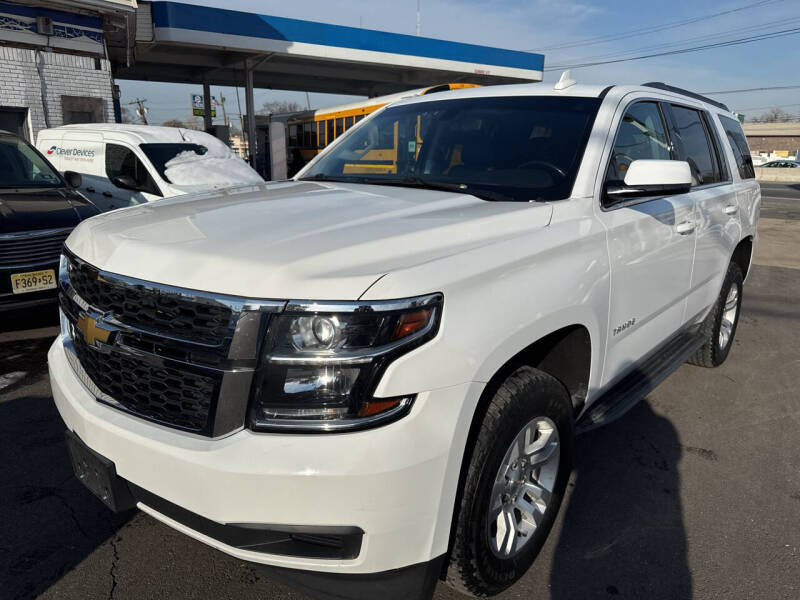 2018 Chevrolet Tahoe LS's photo