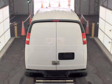 2020 Chevrolet Express 2500