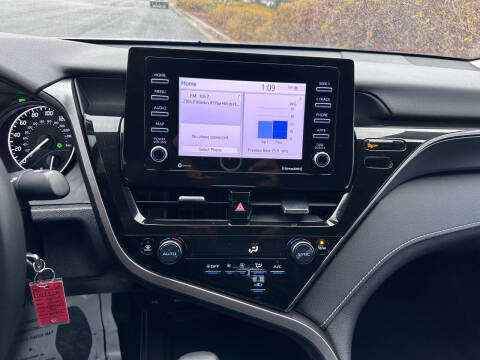 2023 Toyota Camry SE Nightshade