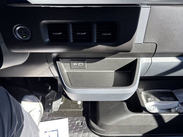 2025 Chevrolet BrightDrop 400