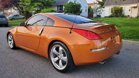 2006 Nissan 350Z for sale at NAWAL ENTERPRISE INC in Newark NJ