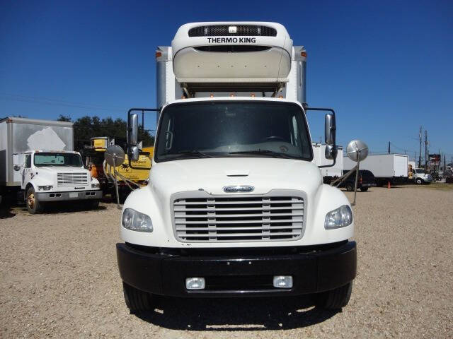 2021 Freightliner M2 106