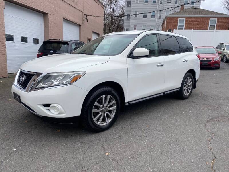 2014 Nissan Pathfinder for sale at Village Motors in New Britain CT