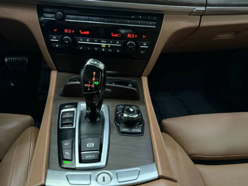 2011 BMW 7 Series 740Li