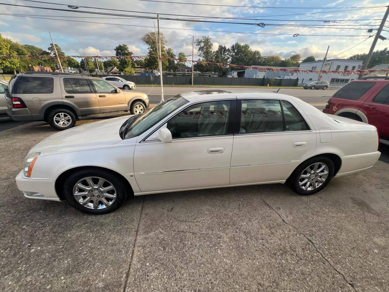 2008 Cadillac DTS for sale at RT Barrett Auto Group in Austintown, OH