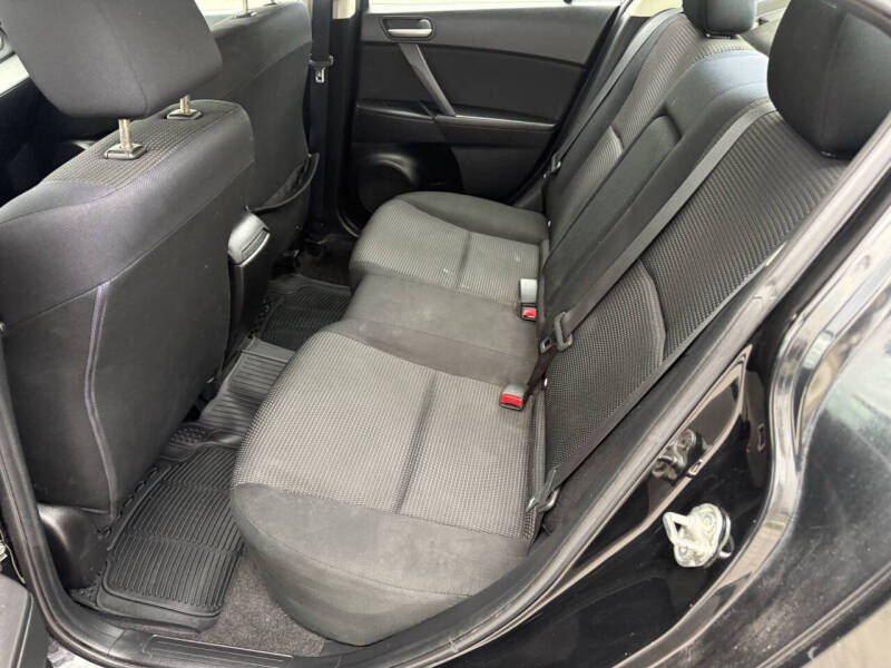 2012 Mazda MAZDA3 i Touring