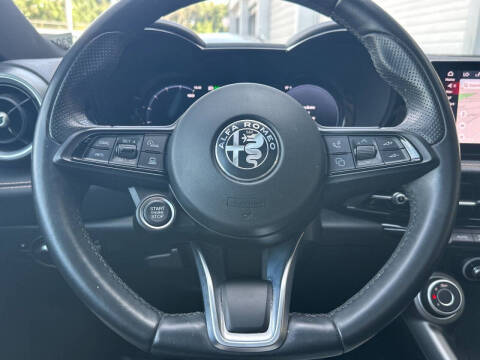 2024 Alfa Romeo Tonale Hybrid Ti