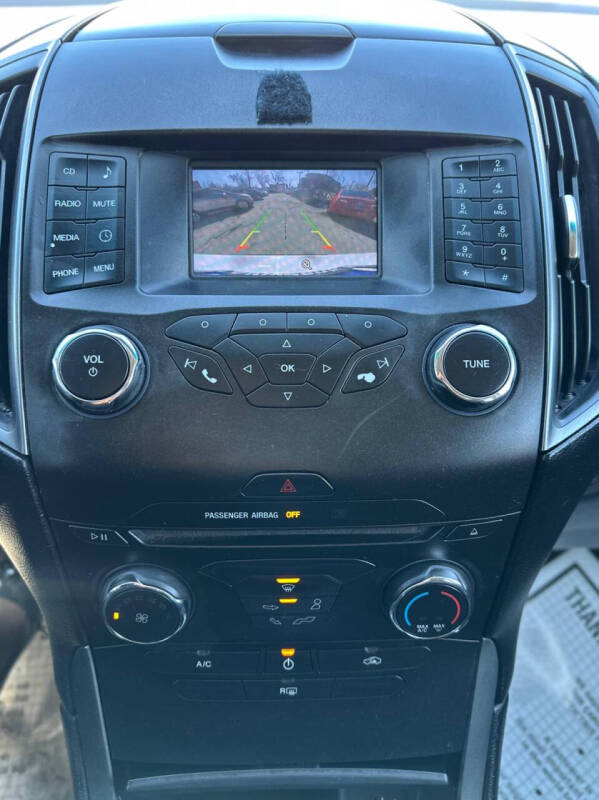 2015 Ford Edge SE