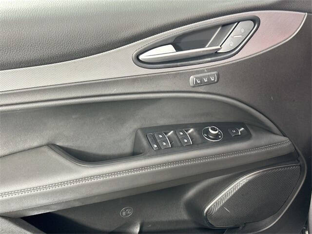 2023 Alfa Romeo Stelvio Veloce