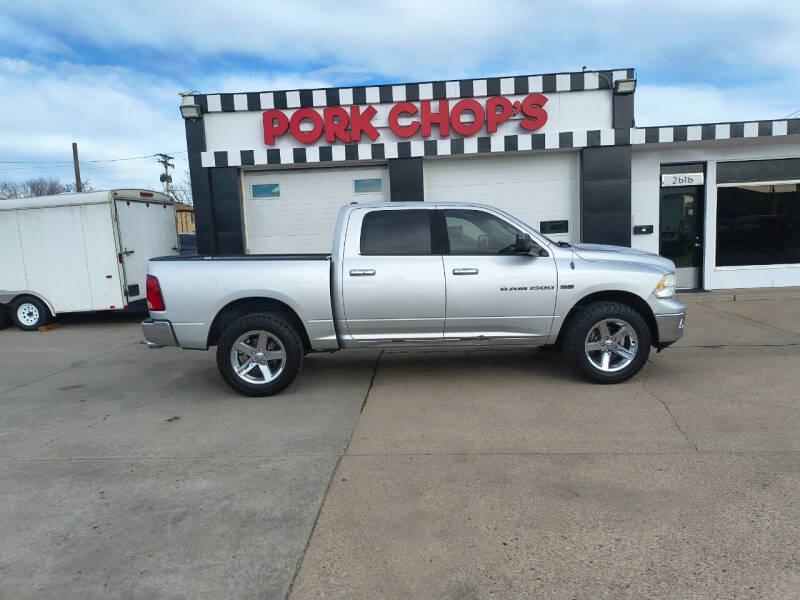2011 RAM 1500 SLT's photo