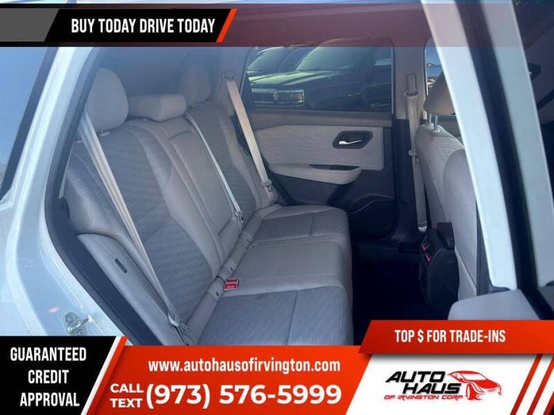 2023 Nissan Rogue SV