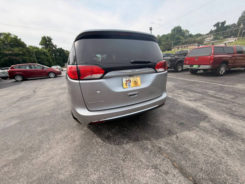 2017 Chrysler Pacifica