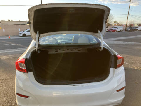 2018 Chevrolet Cruze LS Auto