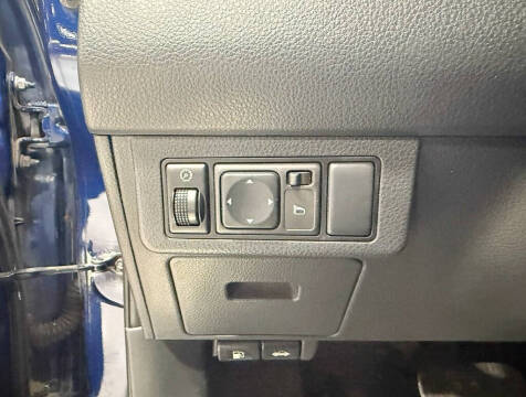 2008 Nissan Versa 1.8 S