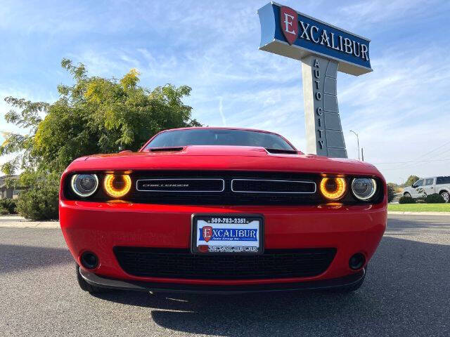 2019 Dodge Challenger SXT