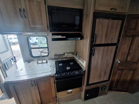 2017 Coachmen RV Prism 2200LE