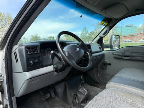 2004 Ford F-650 Super Duty