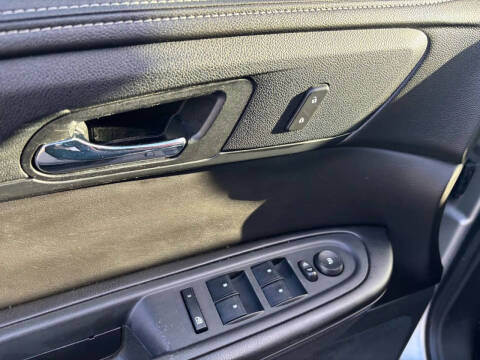 2015 GMC Acadia SLE-2