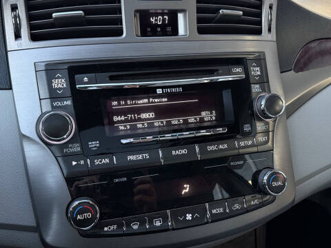 2011 Toyota Avalon Limited