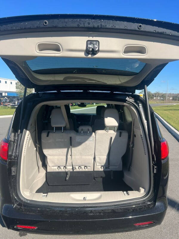 2021 Chrysler Voyager LXi