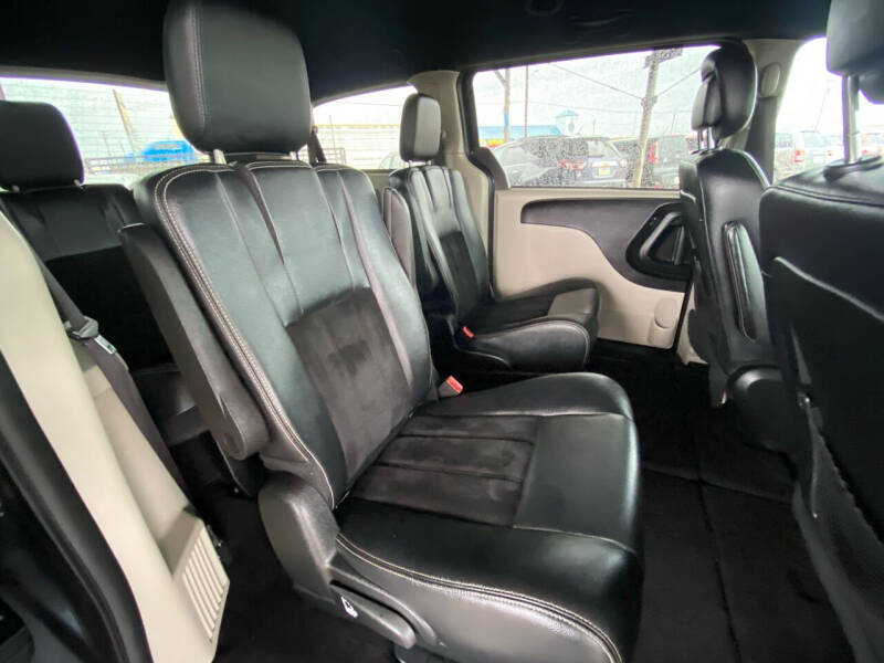 2017 Dodge Grand Caravan SXT