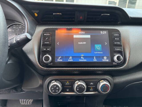 2023 Nissan Kicks SV