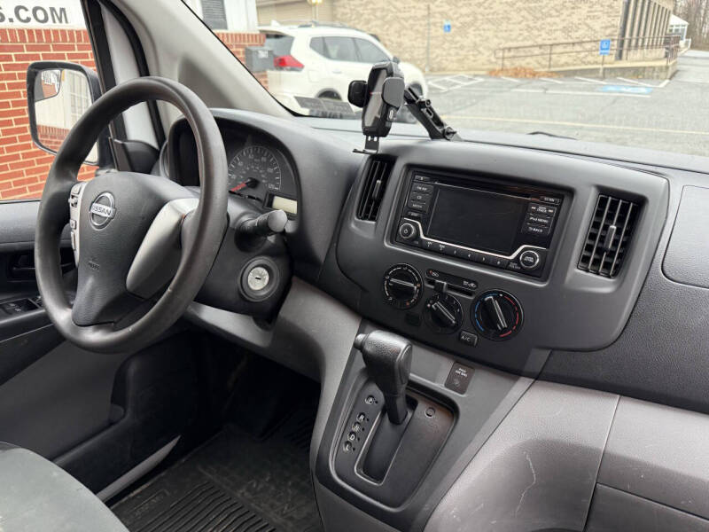 2019 Nissan NV200 S