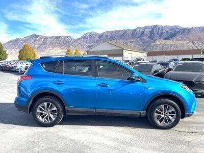 2017 Toyota RAV4 Hybrid LE Plus