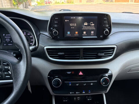 2020 Hyundai Tucson SE