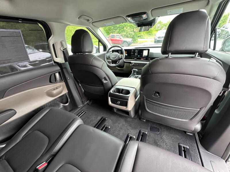 2026 Kia Carnival EX