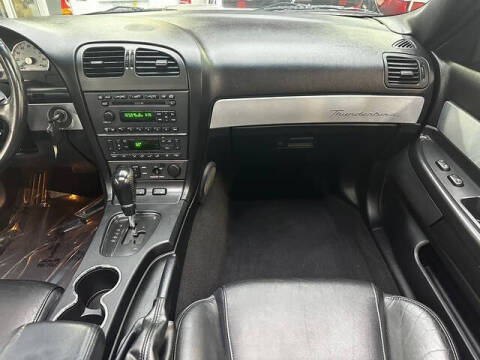 2004 Ford Thunderbird Deluxe