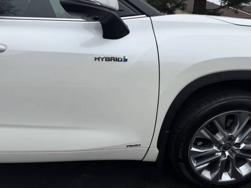 2020 Toyota Highlander Hybrid Limited