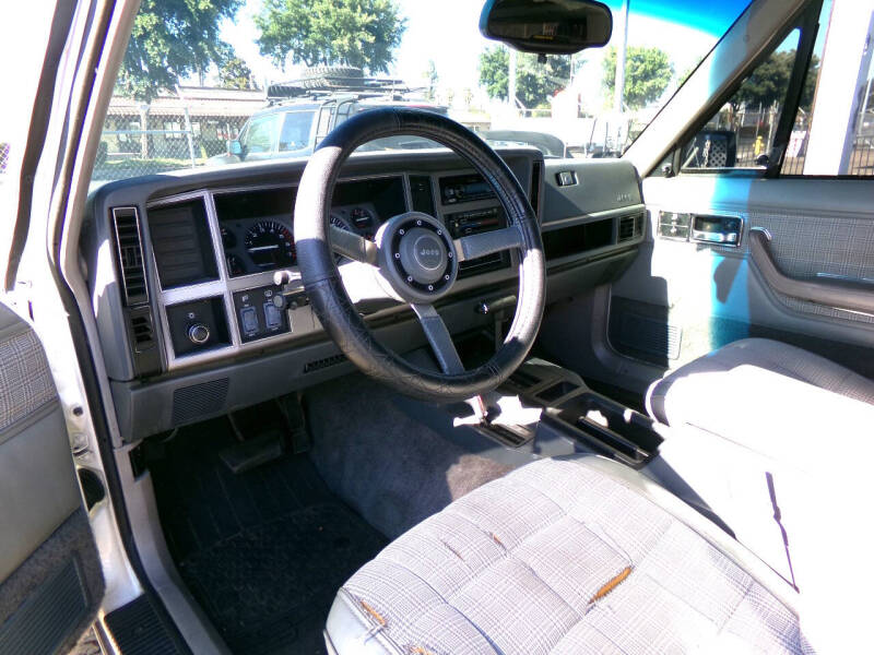 1988 Jeep Cherokee Laredo
