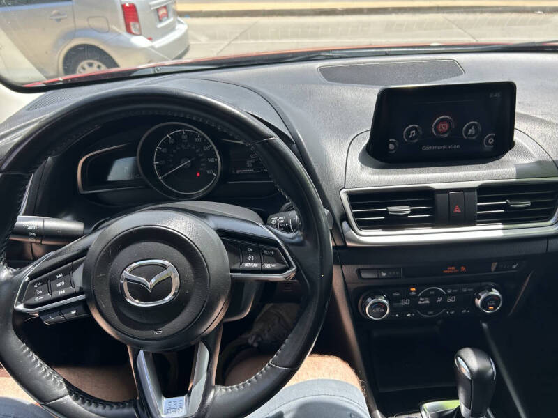 2018 Mazda MAZDA3 Touring