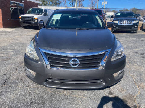 2013 Nissan Altima for sale at MBA Auto sales in Doraville GA