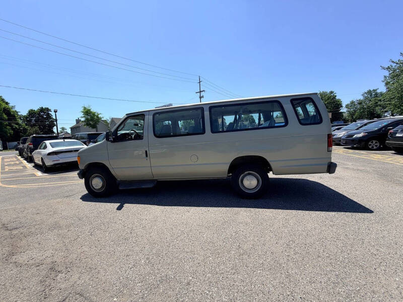 2006 Ford E-Series E-350 SD XL