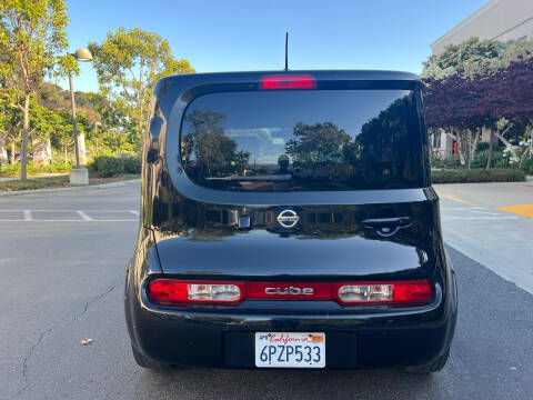 2011 Nissan cube 1.8