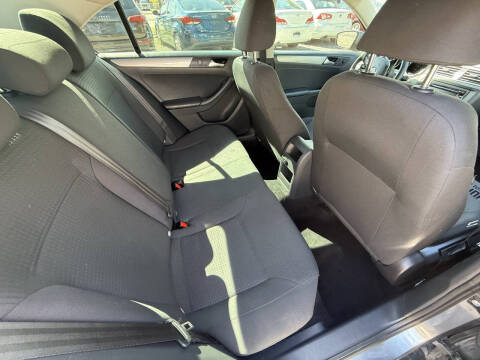 2015 Volkswagen Jetta SE