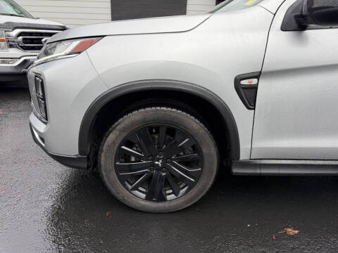 2022 Mitsubishi Outlander Sport LE