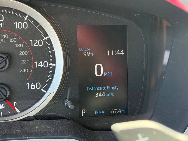 2021 Toyota Corolla Hatchback SE