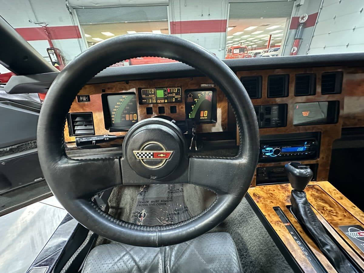 1986 Chevrolet Corvette 12
